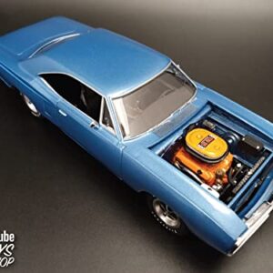 MPC 1970 Dodge Coronet Super Bee 1:25 Scale Model Kit