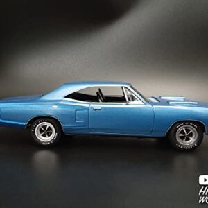 MPC 1970 Dodge Coronet Super Bee 1:25 Scale Model Kit