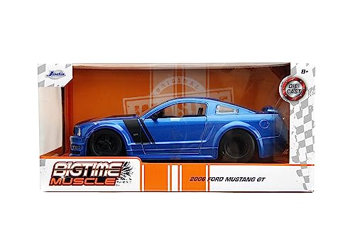 Jada Toys Big Time Muscle 1:24 2006 Ford Mustang GT Die-Cast Car (Candy Blue)