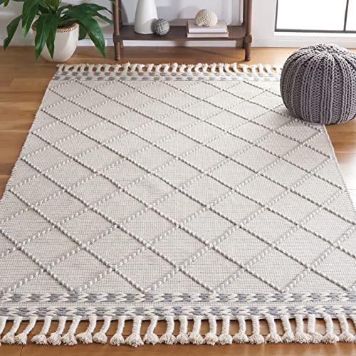 SAFAVIEH Vermont Collection Accent Rug - 4' x 6', Ivory & Grey, Handmade Moroccan Boho Trellis Braided Tassel Wool, Ideal for High Traffic Areas in Entryway, Living Room, Bedroom (VRM161F)