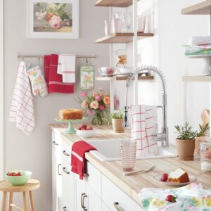 MARTHA STEWART Amber Floral Kitchen Towel Set 4-Pack, Pink/Yellow, 16"x28"