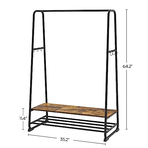 YATINEY Clothes Rack, Garment Rack for Hanging Clothes, Industrial Clothing Rack with 2 Shelves, 6 S Hooks, Metal Frame, for Bedrooms, Entrances, Rustic Brown and Black GR45BR