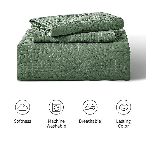 Love's cabin California King Size Quilt Set Olive Green Bedspreads - Soft Summer Quilt Lightweight Microfiber Bedspread- Modern Coin Pattern Coverlet for All Season - 3 Piece (1 Quilt, 2 Pillow Shams)