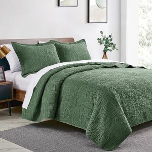 Love's cabin California King Size Quilt Set Olive Green Bedspreads - Soft Summer Quilt Lightweight Microfiber Bedspread- Modern Coin Pattern Coverlet for All Season - 3 Piece (1 Quilt, 2 Pillow Shams)