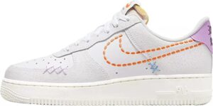nike womens wmns air force 1 '07 se dx2348 100 - size 6.5w