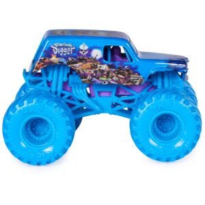 Monster Jam 2022 Spin Master 1:64 Diecast Truck with Bonus Accessory: Hyper Fueled Son-uva Digger