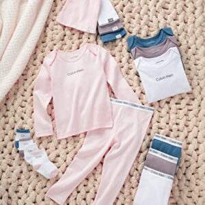 Calvin Klein Organic Baby Essentials 4 Piece Essentials Set