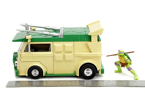 Jada Turtles Party Wagon 1:24 Die-Cast Car Play or Gift and for a Collection for Both Kids and Adults