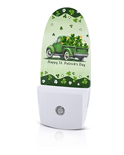 RisQiten St. Patrick's Day Night Light, LED Plug in Night Light, Green Truck Gold Lucky Clover Night Lights with Dusk to Dawn Sensor Decorative Kids/Adults Nightlight for Bedroom Bathroom