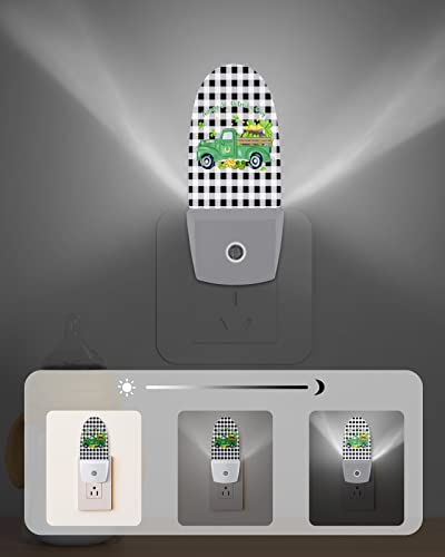 St. Patrick's Day Night Light, LED Plug in Night Light, Black and White Checkered Green Truck Clover Gold Night Lights with Dusk to Dawn Sensor Decorative Kids/Adults Nightlight for Bedroom Bathroom