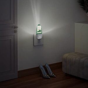 RisQiten St. Patrick's Day Night Light, LED Plug in Night Light, Green Checkered Board Truck Clover Gold Night Lights with Dusk to Dawn Sensor Decorative Kids/Adults Nightlight for Bedroom Bathroom