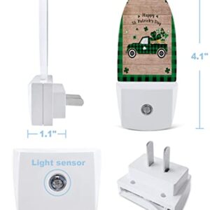 St. Patrick's Day Night Light, LED Plug in Night Light, Black and Green Checkered Board Truck Lucky Clover on Wood Night Lights with Dusk to Dawn Sensor Kids/Adults Nightlight for Bedroom Bathroom