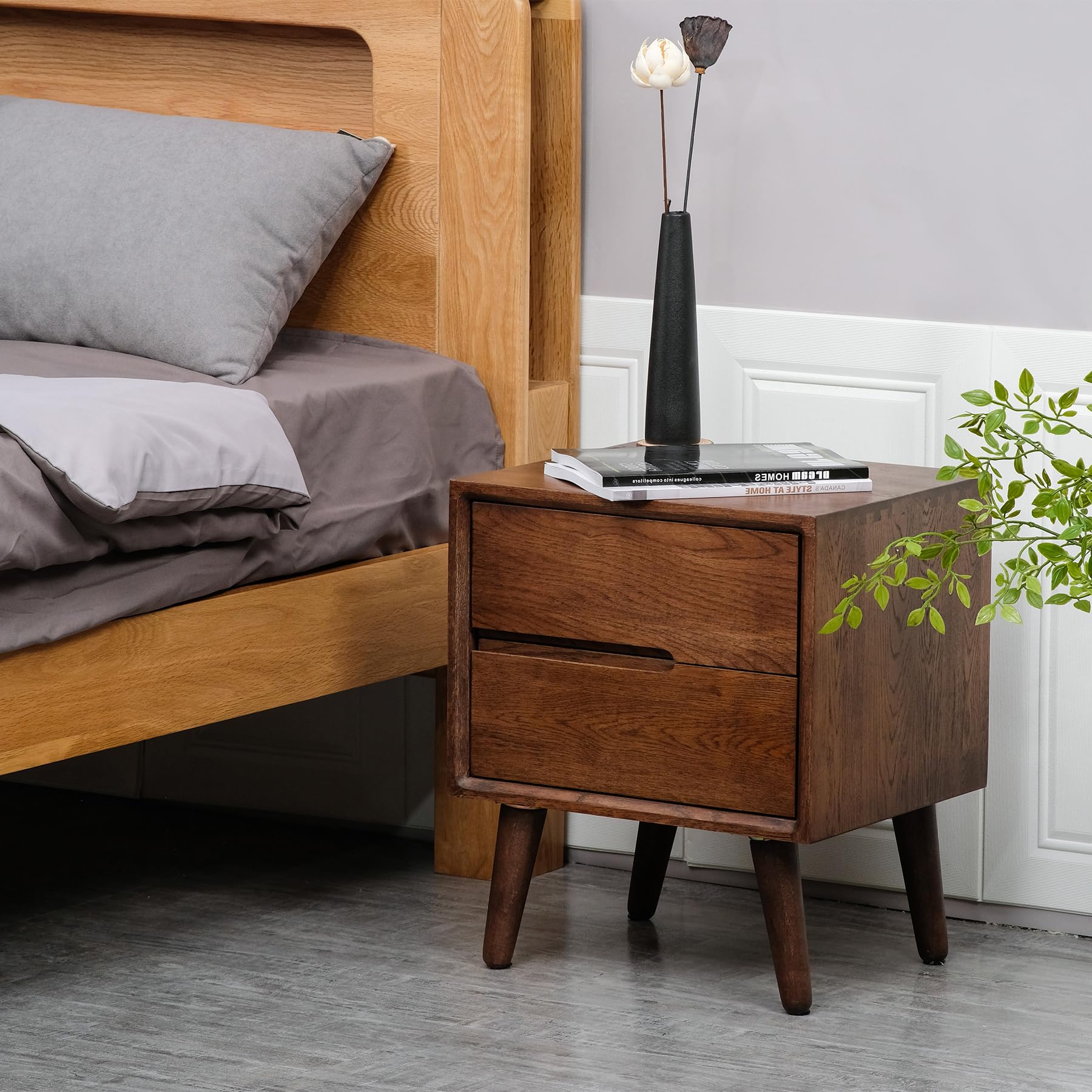 Cttasty Nightstand, Solid Wood Small End Table w/2 Drawers, Modern Bedside Tables, Mid Century Night Stand, Bed Side Table, 15.75" L x 13.78" W x 18.5" H, Handle on The Left, Walnut