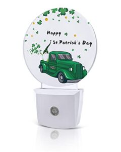 st.patrick day shamrock truck night lights plug into wall, cute gnomes green auto round led lights with dusk to dawn sensor for bedroom, bathroom, hallway, kitchen, kids, home decor