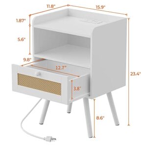 SUPERJARE Nightstands with Charging Station, Bedside Table Set of 2 with PE Rattan Drawers, Rattan Side Table with Storage & Solid Wood Feet, End Table for Bedroom, Living Room - White