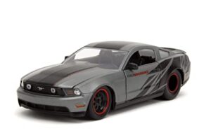 big time muscle 1:24 2010 ford mustang gt die-cast car, toys for kids and adults(charcoal grey)