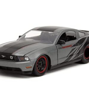 Big Time Muscle 1:24 2010 Ford Mustang GT Die-Cast Car, Toys for Kids and Adults(Charcoal Grey)