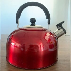 whistling tea kettle for stove top, 3 l / 3.2 quart capacity stainless steel whistling tea kettle teapot for coffee, tea, milk, water (red)
