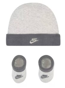 nike baby boys' hat and booties 2-piece set (light gray)