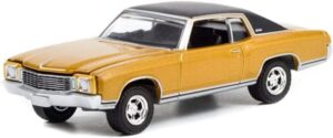 greenlight 44950-d hollywood series 35 - counting cars - 1972 chevy monte carlo 1:64 scale diecast