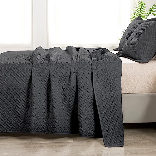 HYLEORY Quilt Set King Size - Soft Lightweight Quilts Summer Quilted Bedspreads - Reversible Coverlet Bedding Set for All Season 3 Piece (1 Quilt, 2 Pillow Shams) - Dark Grey