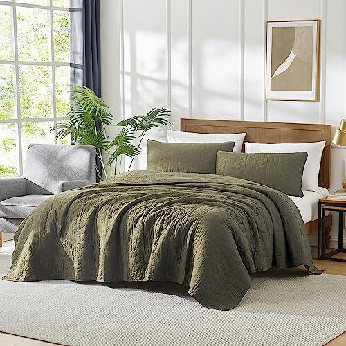 palassio Green 100% Cotton Quilt California Cal King Size Bedding Sets with Pillow Shams, Olive Oversized Lightweight Bedspread Coverlet, Cozy Bed Cover for All Season, 3 Pieces, 118x106 inches