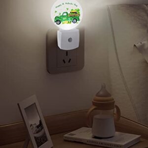 Night Light Plug into Wall, LED Nightlights St.Patrick's Day Shamrocks Truck Green Linen Small Nightlight Auto Dusk-to-Dawn Sensor Lamp LED Night Lights for Kid's Bedroom, Bathroom