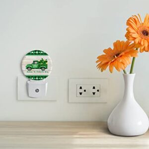 Night Light Plug into Wall, LED Nightlights St. Patrick's Day Green Truck Lucky Shamrocks Wood Grain Small Nightlight Auto Dusk-to-Dawn Sensor Lamp LED Night Lights for Kid's Bedroom, Bathroom