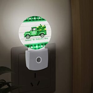 Night Light Plug into Wall, LED Nightlights St. Patrick's Day Green Truck Lucky Shamrocks Wood Grain Small Nightlight Auto Dusk-to-Dawn Sensor Lamp LED Night Lights for Kid's Bedroom, Bathroom