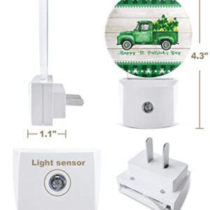 Night Light Plug into Wall, LED Nightlights St. Patrick's Day Green Truck Lucky Shamrocks Wood Grain Small Nightlight Auto Dusk-to-Dawn Sensor Lamp LED Night Lights for Kid's Bedroom, Bathroom