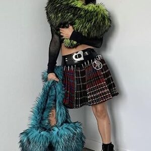 Women's Faux Fur Shoulder Purse Fleece Love Bag Heart Shape Y2k Crossbody Bag Chic Handbag Shoulder Bag