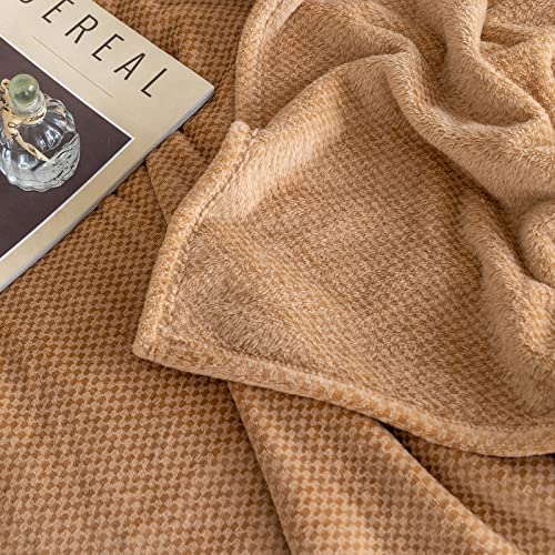 Qidordour Throw Blankets, Checkered Blanket, 60x80 Inch Flannel Fleece Jacquard Bed Throw, 310GSM Soft Microfiber Plush Fuzzy Cozy Luxury Bed Blanket for Couch, Sofa, Bedroom, Travel, Camping, Camel