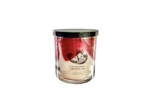 signature marbled candle | strawberry | strawberry cheesecake | scented candle | 100% soy wax | cotton wick |