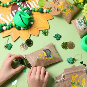 24 Pack St. Patricks Day Burlap Gift Bags Saint Patrick's Day Party Favor Bags Irish Shamrock Burlap Bags Rustic Small Treat Bags with Drawstring Gift Tag and Rope for St. Patricks Day Party Supplies
