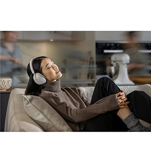 Sony WH-1000XM5 Noise-Canceling Wireless Over-Ear Headphones (Silver), 30 Hours Playback Time, Hands-Free Calling, Alexa Voice Control - Kit with Charging Cube