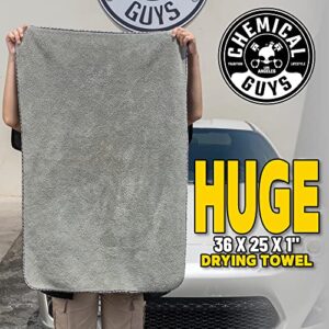 Chemical Guys MIC1995 Gray Woolly Mammoth Microfiber Dryer Towel (36" x 25") & MIC707 Waffle Weave Glass and Window Microfiber Towel, Red (24" x 16")