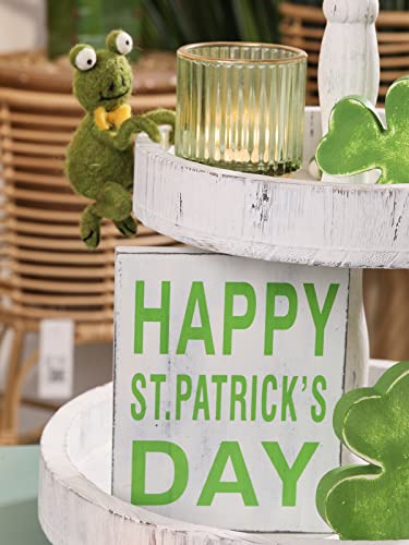 RM ROOMERS St Patrick’s Day Tiered Tray Decor, 4pcs Farmhouses St Patricks Day Table Decor, Irish Theme Wooden Shamrock Signs Table Centerpieces for March, Office, Home