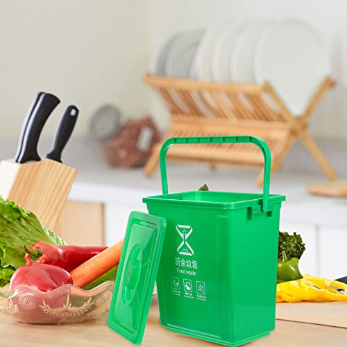 ULTECHNOVO Kitchen Compost Bin with Lid Compost Bucket Small Trash Can Waste Basket Garbage Container Bin for Home Kitchen Countertop 10L