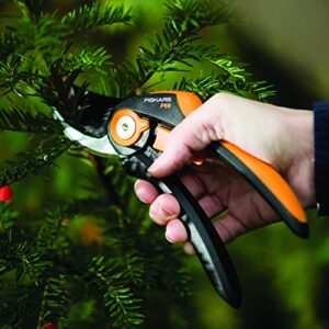 Fiskars SmartFit Pruner Bypass P68, Cutting Diameter Adjustable Up to 5/8" Cut, Steel Blades with Non-stick Coating/Fiberglass Reinforced Plastic Handles, Length:8 inches, Black/Orange, 391171-4001