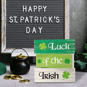 Whaline St. Patrick's Day Decor 3-layered Green Shamrock Wood Block St. Patricks Decorations Luck of the Irish Prints Wood Sign Tiered Tray Table Decorations for Home Living Room Mantle Dining Table, 3Pcs