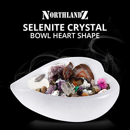NORTHLANDZ Selenite Crystal Heart Shaped Bowl 10cm, Crystals Smudging Bowl for Reiki Healing, Anxiety Relief & Meditation. Ideal for Gift & Home Decor - White