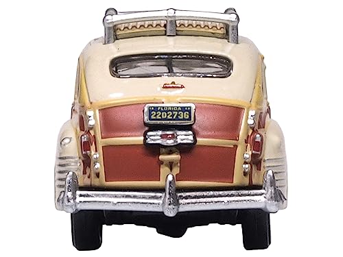 1942 Chrysler Town & Country Woody Wagon Catalina Tan with Wood Panels and Roof Rack 1/87 (HO) Scale Diecast Model Car by Oxford Diecast 87CB42003