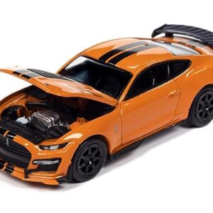 2021 Shelby GT500 Carbon Fiber Track Pack Twister Orange with Black Stripes Modern Muscle Limited Edition 1/64 Diecast Model Car by Auto World 64412-AWSP136B