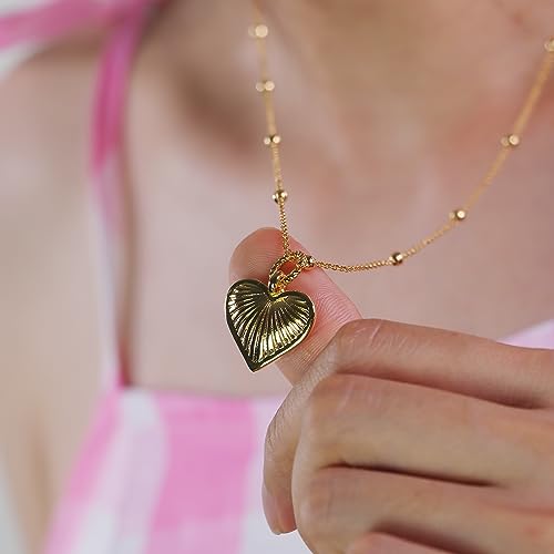 CoserDepot Ridge Heart Necklace Movie Inspired Gold Heart Charm Necklace with Bobble Chain and Earring Set