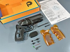 paragon fx group deckard's blaster (pro series) model kit