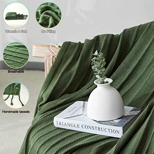 Koreyoshi Emerald Green Cable Knit Throw Blanket Super Soft Cozy Plush Lightweight Decorative Throw Blanket with Tassels for Couch Sofa Living & Bed Room, 50''×60''