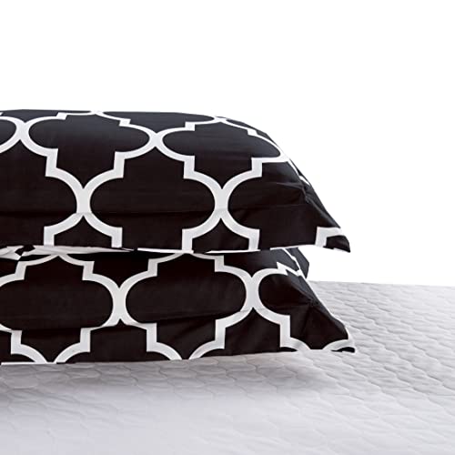 Elegant Comfort All Season Comforter and Year Round Medium Weight Super Soft Quatrefoil Pattern Down Alternative Reversible 3-Piece Comforter Set, Full/Queen, Black/White