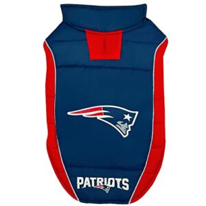 nfl new england patriots puffer vest for dogs & cats, size medium. warm, cozy, and waterproof dog coat, for small and large dogs/cats. best nfl licensed pet warming sports jacket