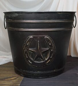 ebros rustic western texas lone star with lucky horseshoe old fashioned bucket metal floral vase or waste basket bin 12.5" wide home and bathroom accent country farmhouse cowboy decorative accent