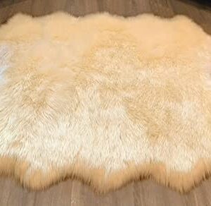 LAMBZY Faux Sheepskin Super Soft Hypoallergenic Silky Shag Rug for Living Room, Kids Room, Sofa (Quarto 4 Pelts 4'x6', Cream)